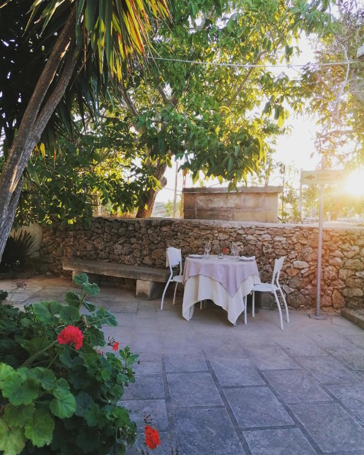 Masseria Agriturismo Il Sorriso Degli Ulivi - Dimora Di Charme Gallipoli Dış mekan fotoğraf